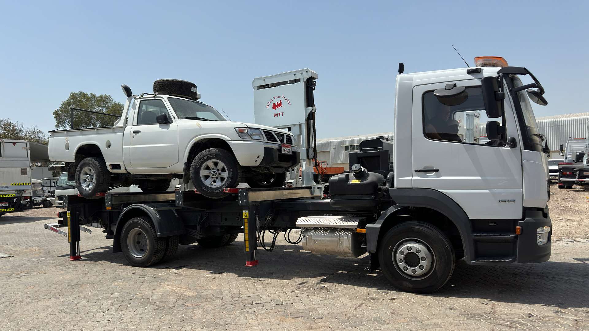euroliftside-loader-recovery-truck-112.jpg
